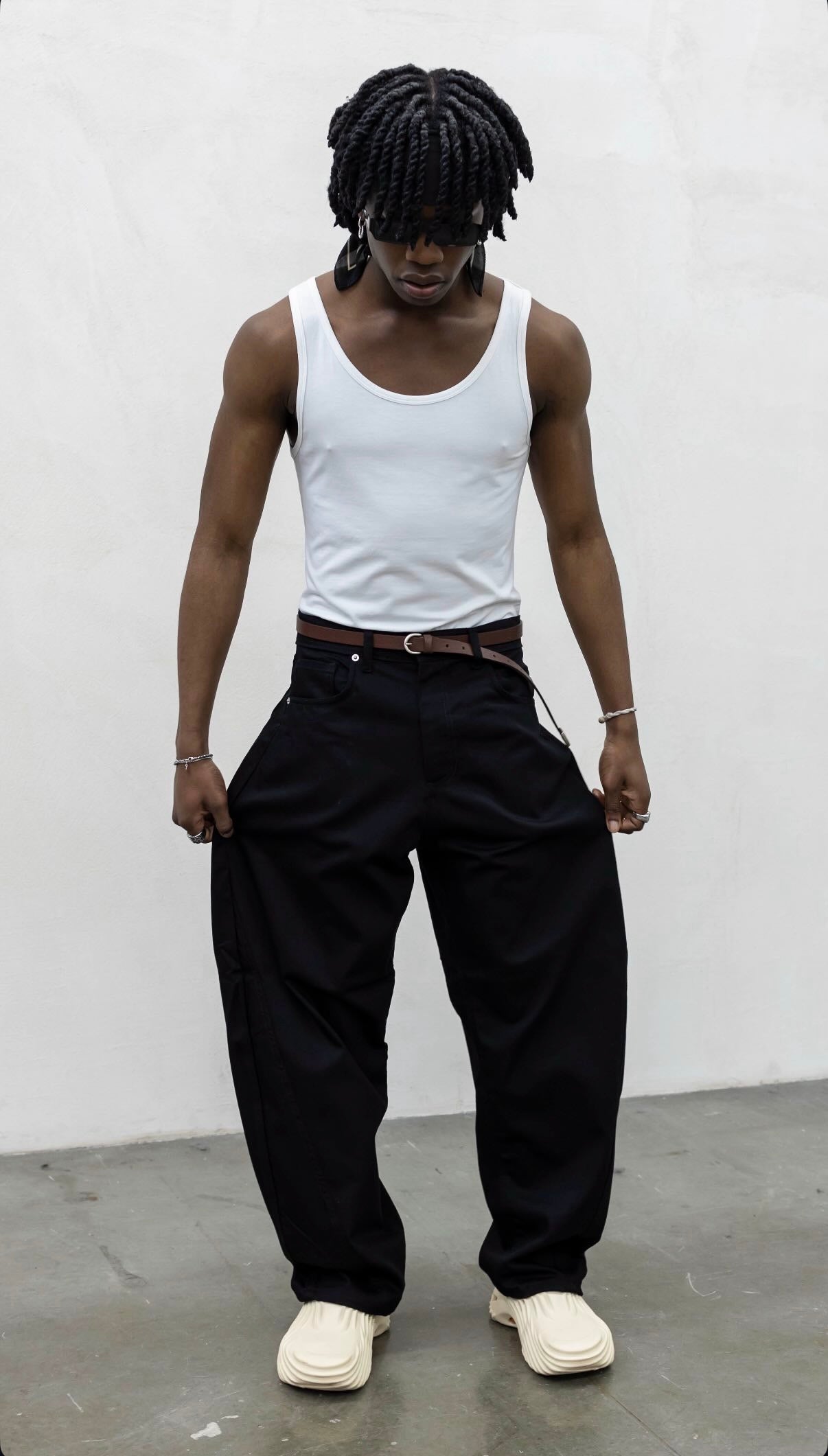 balloon jeans black